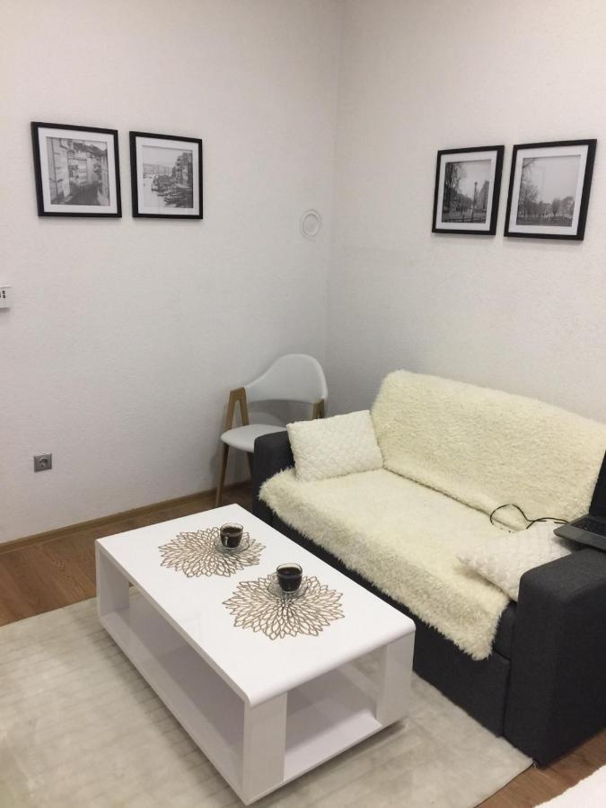 Dino Apartment Сараево Екстериор снимка